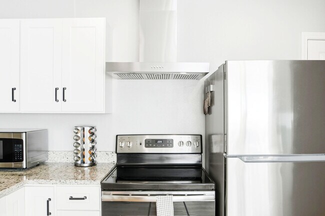 Building Photo - 11719 Spring Song Dr