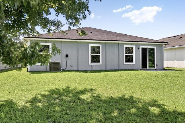 Building Photo - GRAND RESERVE