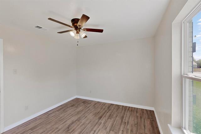 Building Photo - 1407 El Camino Cir