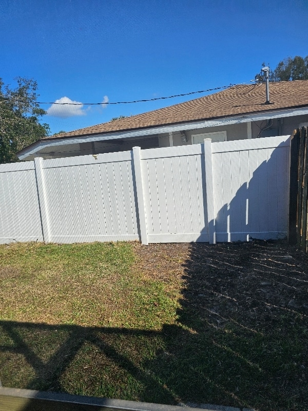 Building Photo - 6391 Gateway Ave