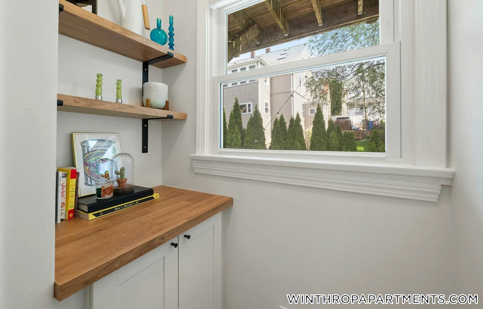 Building Photo - 62 Park Ave