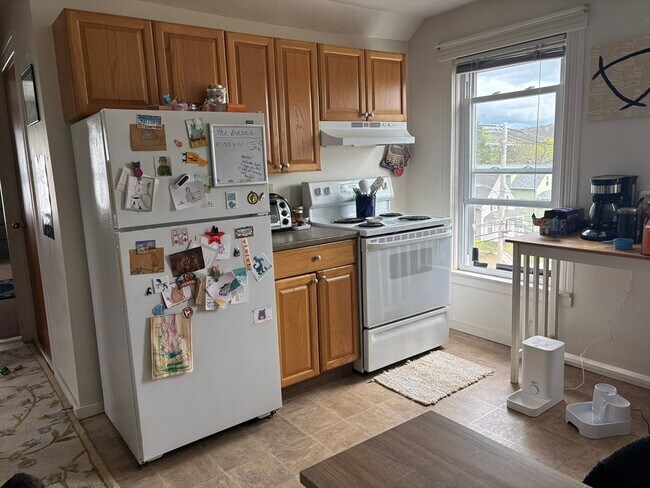 Building Photo - 41 Whipple St