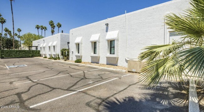 Building Photo - 7505 E Main St