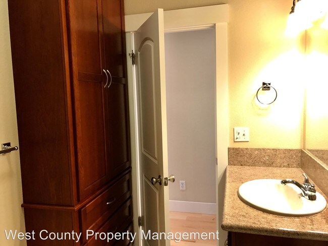 Building Photo - 2 br, 1.5 bath House - 8400 Brand Lane