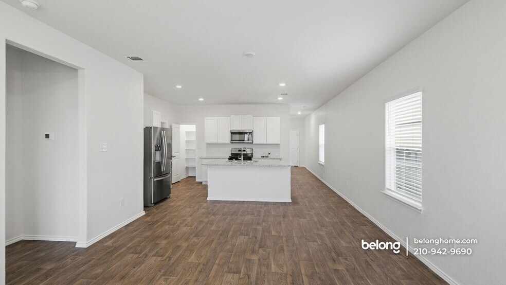 Building Photo - 15619 Garam Trl