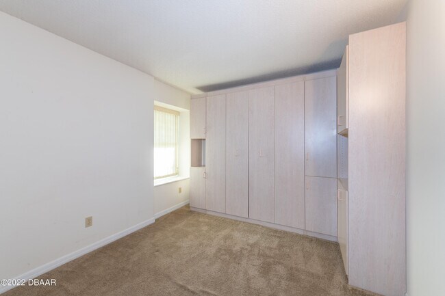 Building Photo - 157 Bob White Ct