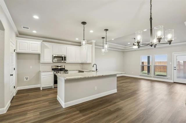 Building Photo - 1037 Nighthawk Trl