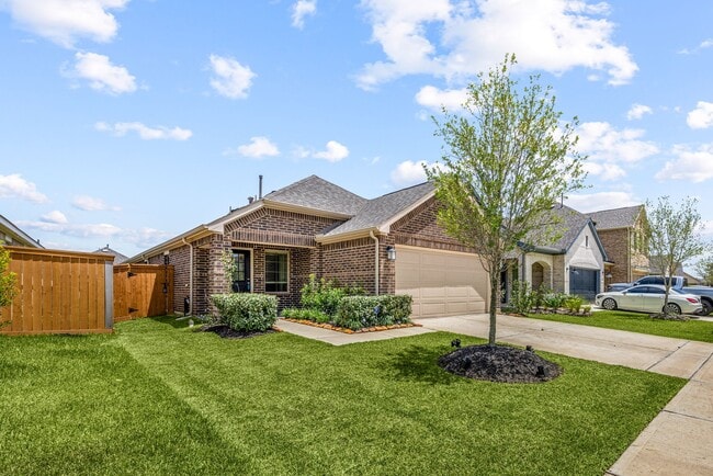 Building Photo - 21618 Coral Mist Dr