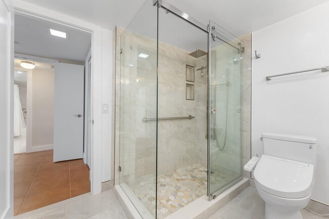 Building Photo - 1200 S Ocean Blvd