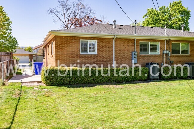 Building Photo - 30 W 1100 S