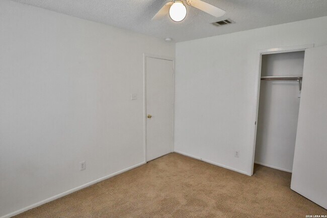Building Photo - 1815 Big Rock Dr