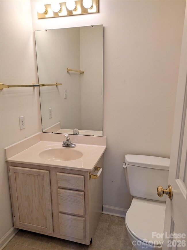 Building Photo - 108 Bogey Ln