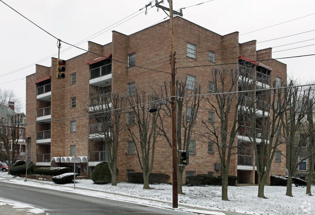 Building Photo - Bryant Tower Apartments