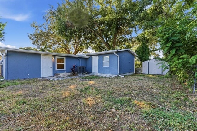 Building Photo - 5481 47th Ave N