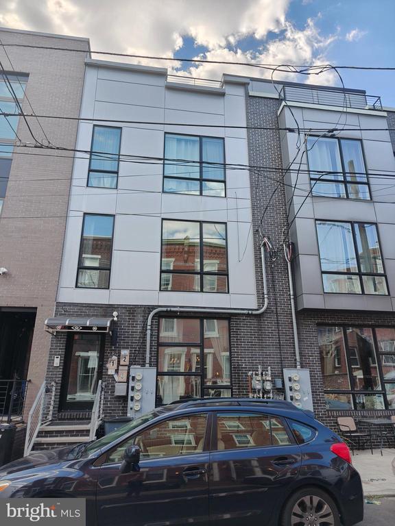 Building Photo - 924 N 15th St