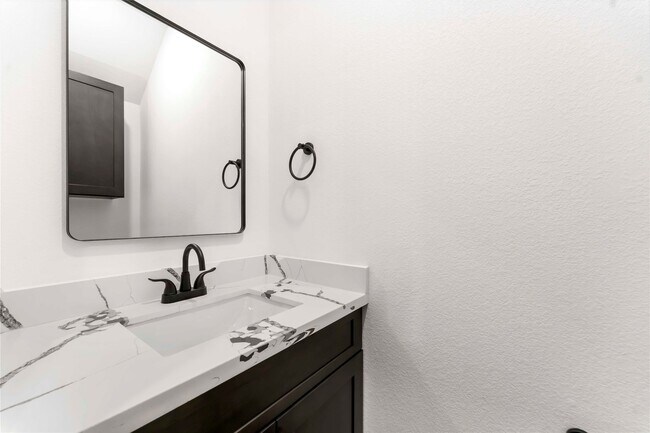 Building Photo - 7987 Chateau St