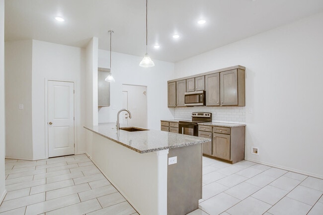 Building Photo - 1804 Corpus Ave