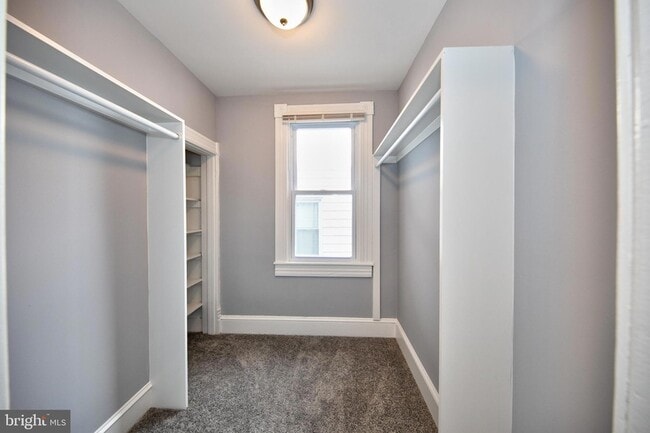 Building Photo - 655 Bourbon St