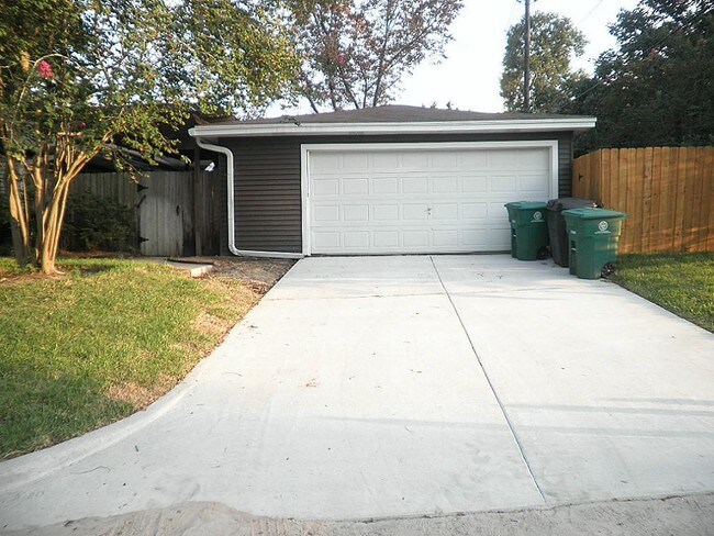 Building Photo - 1931 Ganyard Dr