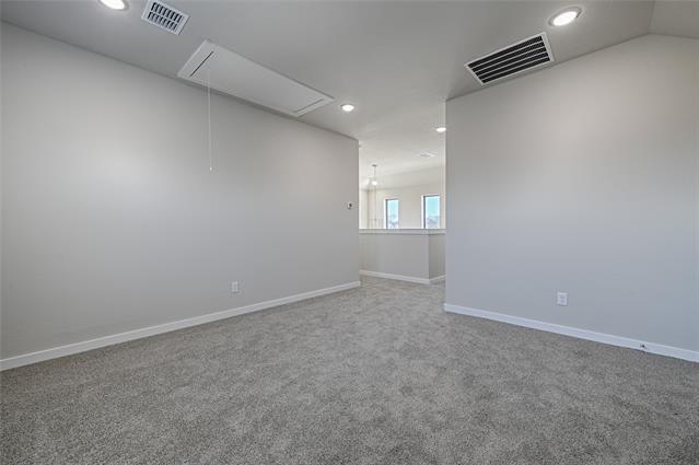 Building Photo - 806 Pne Bch Dr