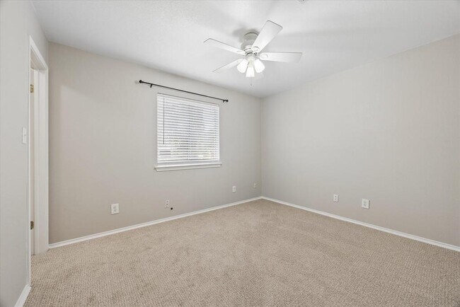 Building Photo - 500 Millington Ln