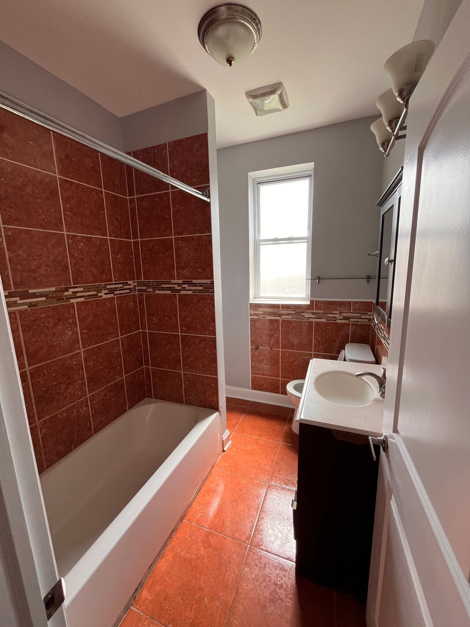 Building Photo - 5347-5353 W Belle Plaine Ave