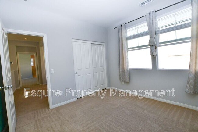 Building Photo - 173 Stage Trail Rd.