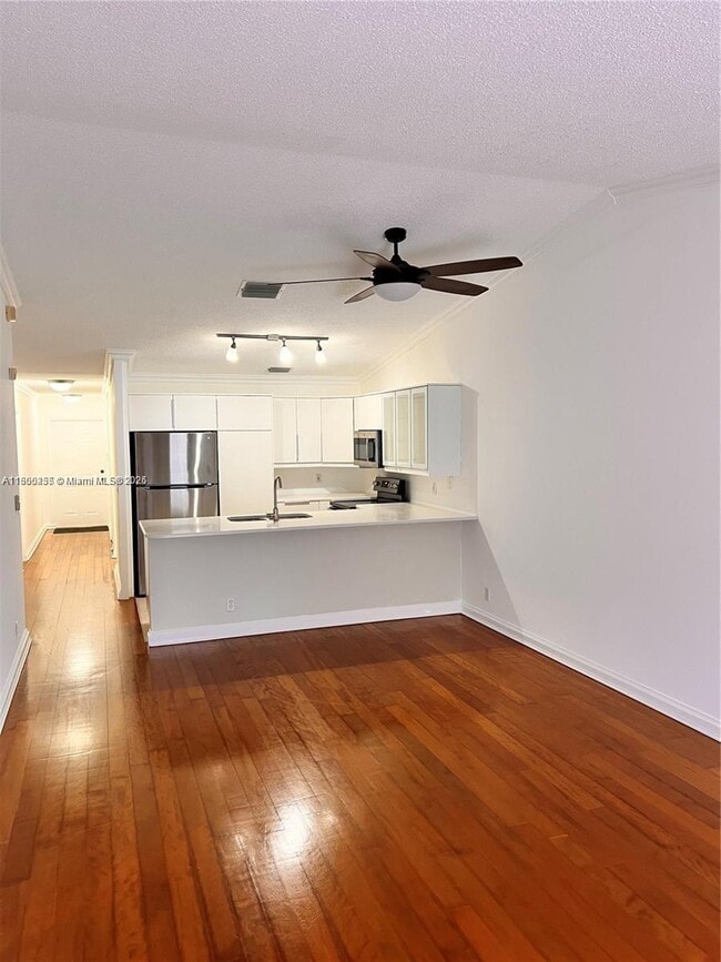 Building Photo - 11281 SW 18th Ct