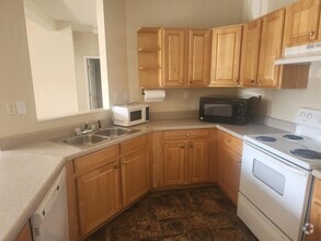 Building Photo - Wexford Condominiums, Anderson, SC