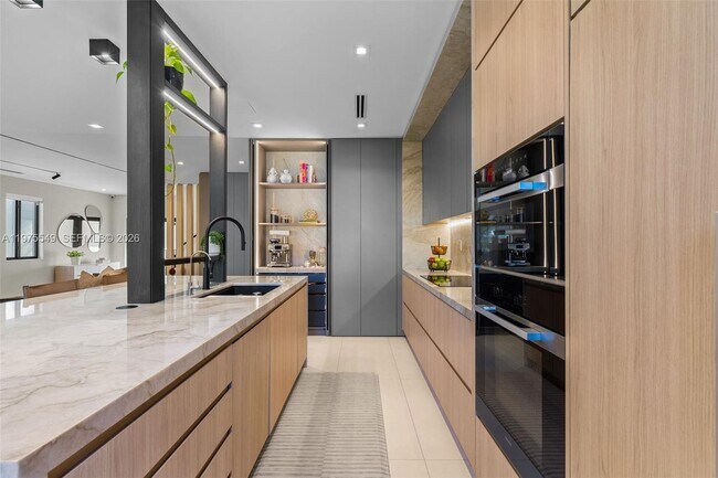 Building Photo - 1077 Golden Cane Dr