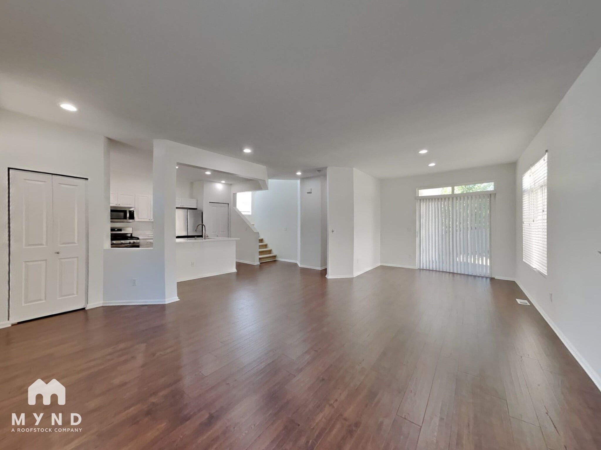 Building Photo - 17061 Parkside Way SE