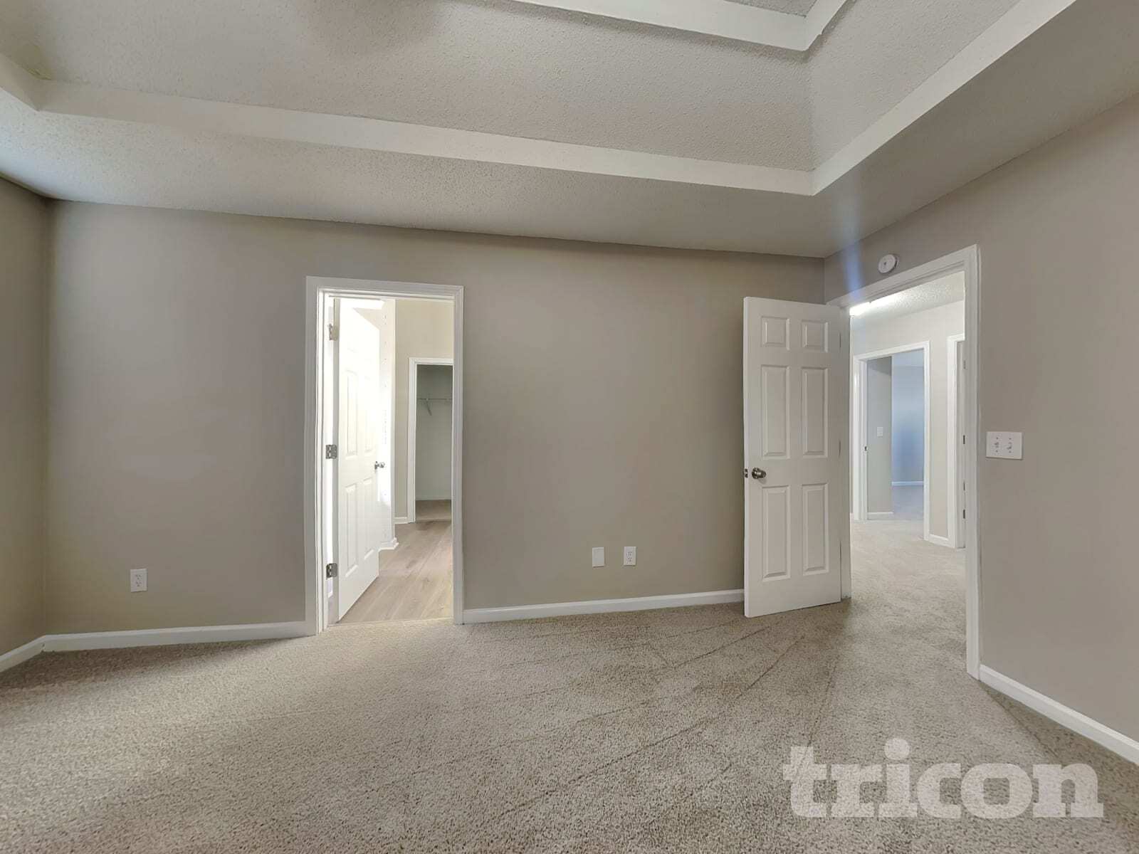 Building Photo - 4928 Bryant Dr