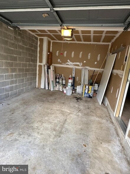 Building Photo - 108 Steven Ln