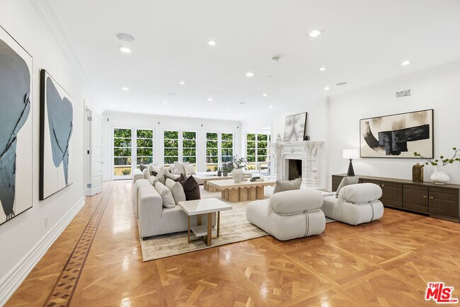 Building Photo - 407 Robert Ln