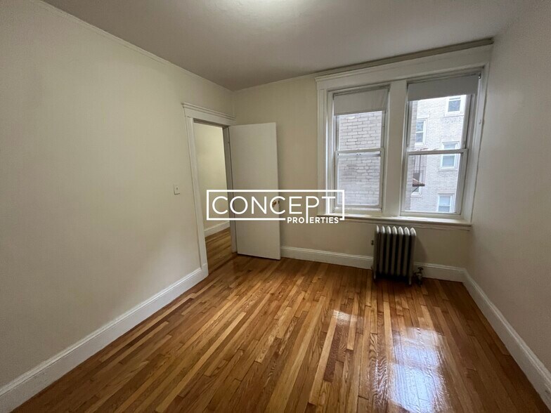 Building Photo - 1179 Boylston St