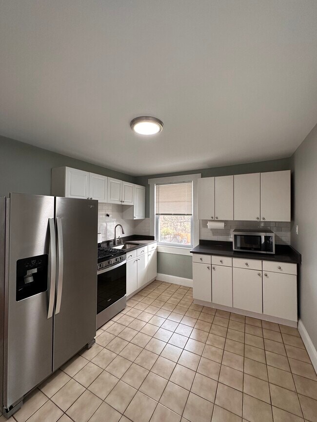 Kitchen - 229 Walnut St