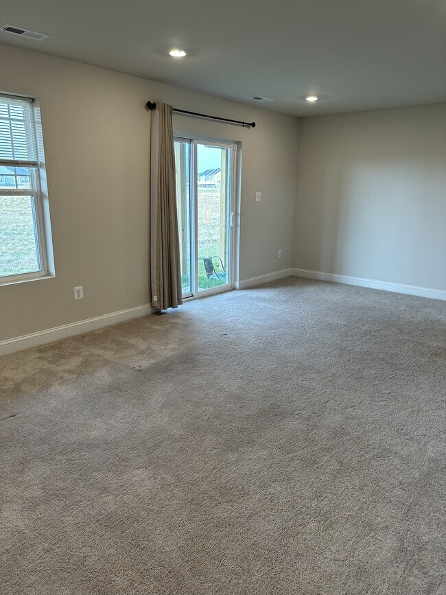Building Photo - 35422 Wright Way