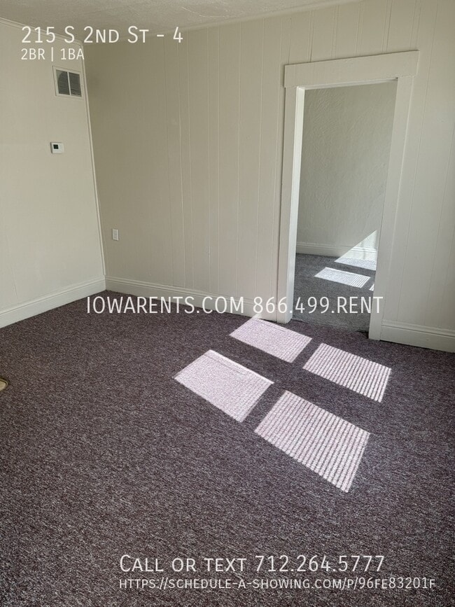 Building Photo - 215 S 2nd St