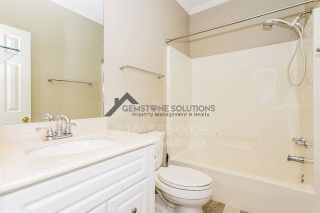 Building Photo - 306 Crooked Oak Ct