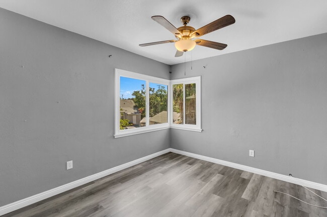 Bedroom 2 - 1119 N Mayfield Ave