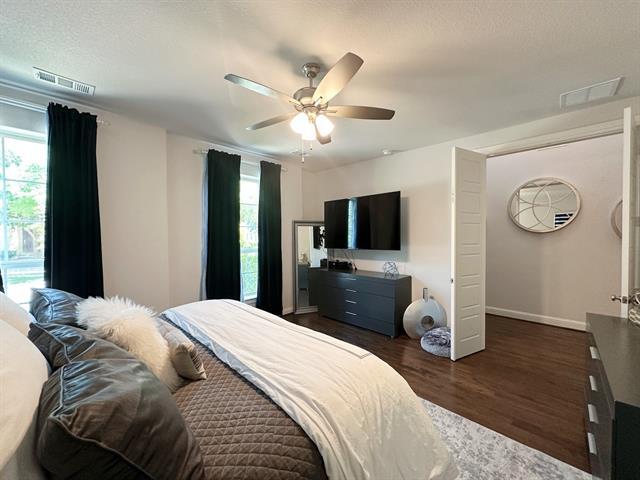 Building Photo - 8721 Paradise Dr