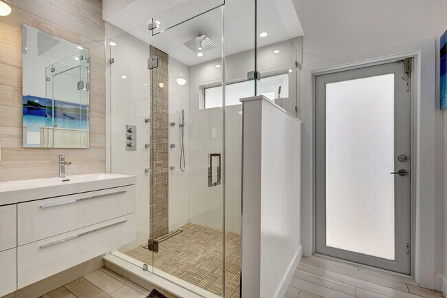 Building Photo - 2470 Sandstone Ct