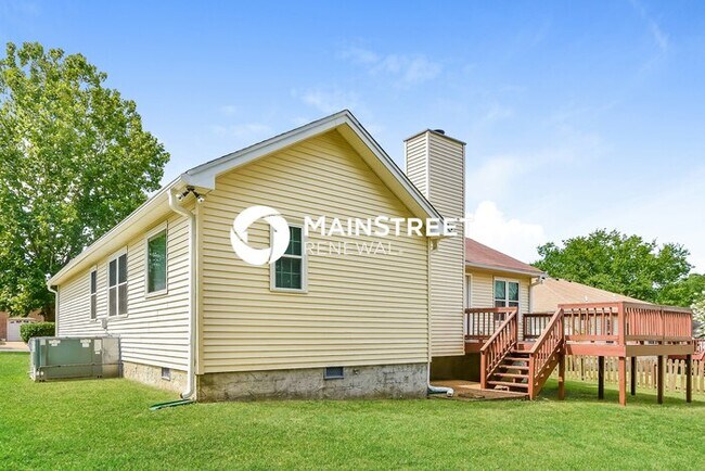 Building Photo - 3 Bedroom Pet-Friendly Home in GOODLETTSVILLE, TN with Main Street Renewal