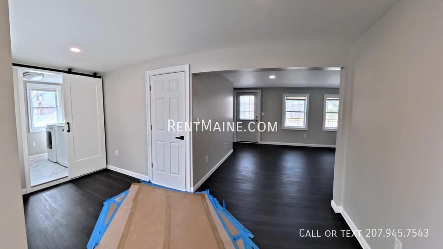 Building Photo - 6 Cram St