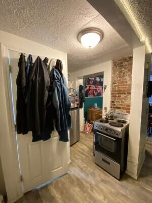 Building Photo - 147 Bowdoin St