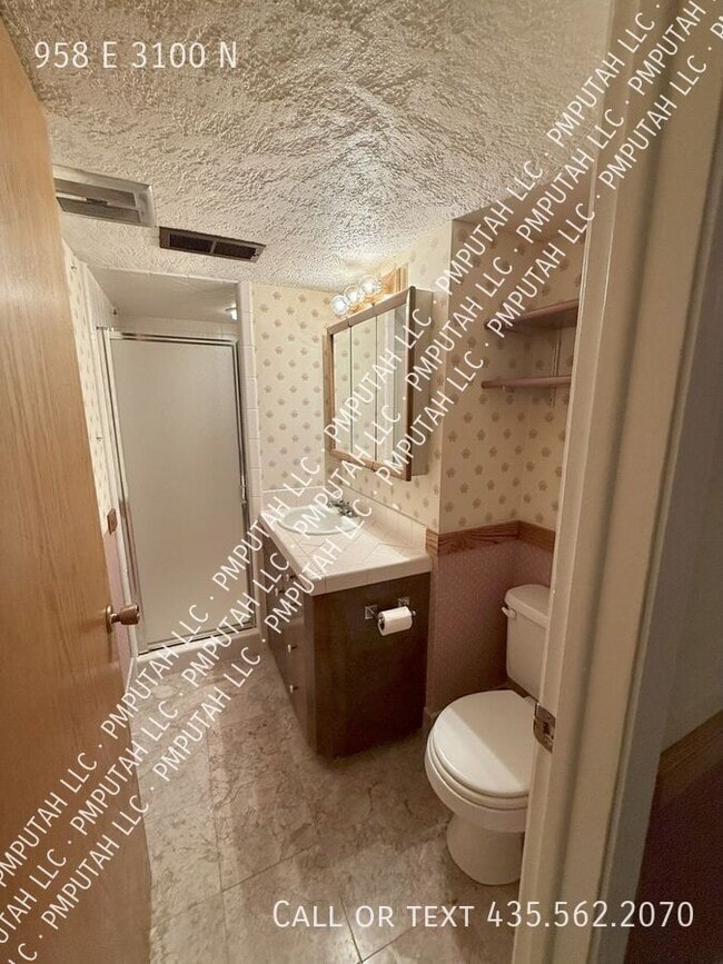 Building Photo - 958 E 3100 N