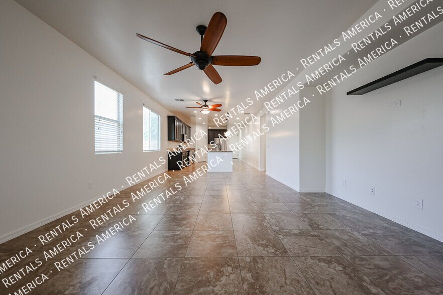 Building Photo - 41192 W Rio Bravo Dr