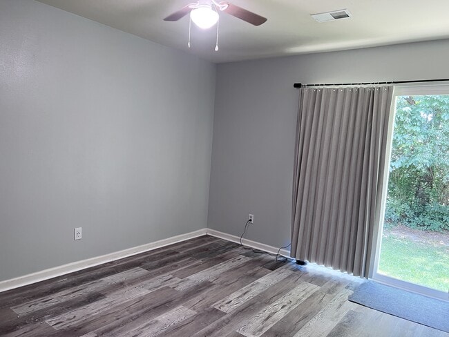Building Photo - 139 Rocky Reef Cir