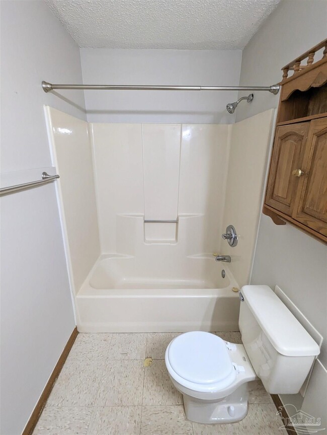Building Photo - 6556 Bass Ln