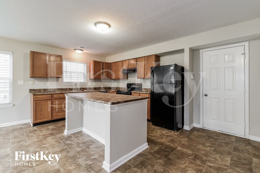 Building Photo - 9701 Jackson Way